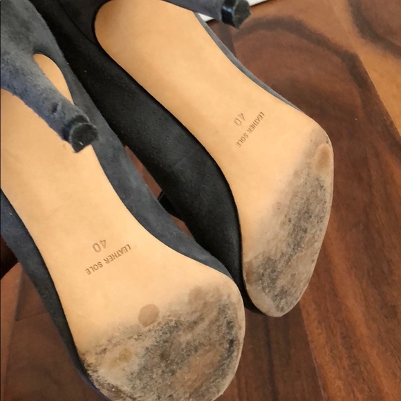 Heels - Picture 5 of 6